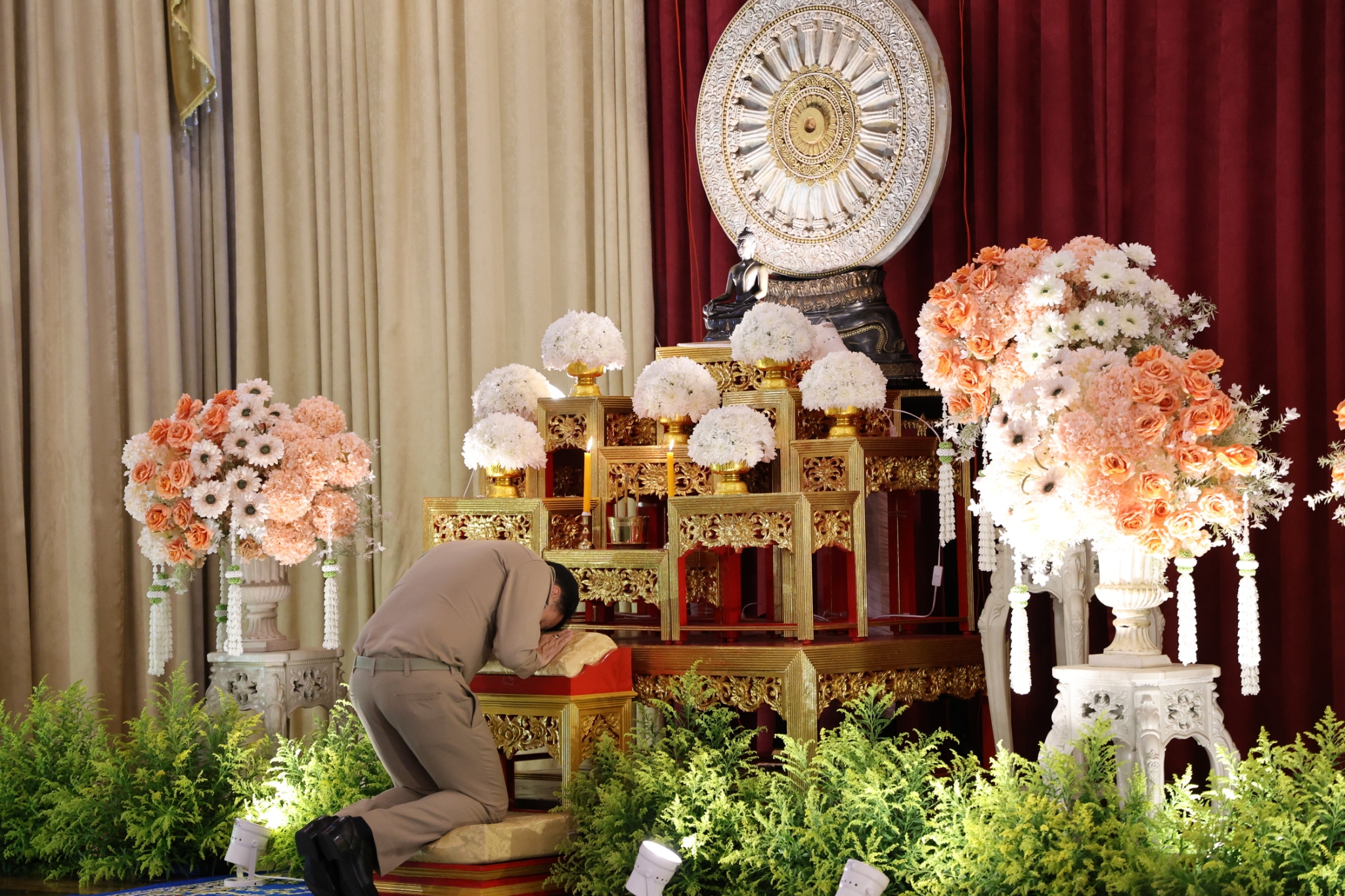 title - สำนักงานการปฏิรูปที่ดินจังหวัดเพชรบูรณ์ร่วมประกอบพิธีเจริญพระพุทธมนต์และตักบาตรถวายพระกุศล สมเด็จพระเจ้าน้องนางเธอ เจ้าฟ้าจุฬาภรณวลัยลักษณ์ อัครราชกุมารี กรมพระศรีสวางควัฒน วรขัตติยราชนารี เนื่องในวันคล้ายวันประสูติ